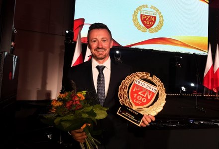 Adam Małysz uhonorowany Gwiazdą 100-lecia PZN